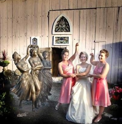 Spring Hill Manor Maryland Statue Bridesmaid
